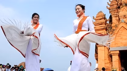Bảo tồn, phát huy trang phục truyền thống các dân tộc ở Khánh Hòa
