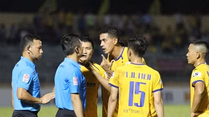 Hậu quả từ sai lầm của trọng tài