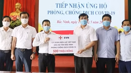 EVN ủng hộ 1,5 tỷ cho một số tỉnh/thành chống dịch COVID-19