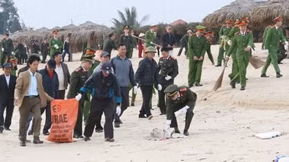 Ra quân "Chung tay bảo vệ môi trường, nói không với rác thải nhựa"
