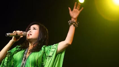 Thanh Lam: Như sóng ngầm dưới lòng đại dương