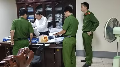 Khởi tố Giám đốc Ngân hàng Hợp tác xã Việt Nam chi nhánh Ninh Bình
