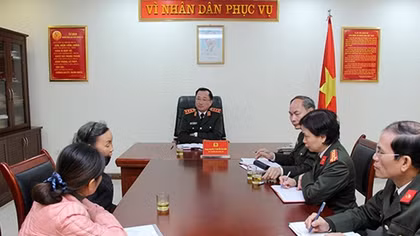 Thứ trưởng Nguyễn Văn Thành tiếp công dân định kỳ