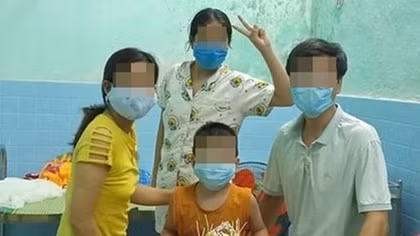 Cách chức vụ Đảng của Phó Chủ tịch phường tổ chức sinh nhật trong khu cách ly