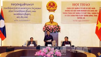 Hội thảo Phân cấp quản lý ở Lào và Việt Nam