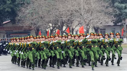 Lấy sự hài lòng của nhân dân làm thước đo