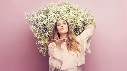 Drew Barrymore: Sự duyên dáng từ tuổi tác là một đặc quyền