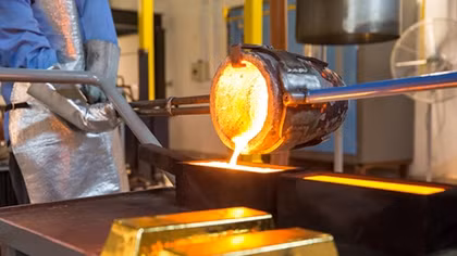 Peru điều tra các công ty mua vàng bất hợp pháp