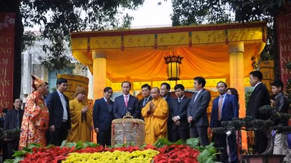 Chủ tịch nước Trần Đại Quang dâng hương khai xuân Mậu Tuất 2018