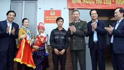 Góp phần “giảm nghèo bền vững” từ sự phối hợp hiệu quả liên ngành Công an - Ngân hàng