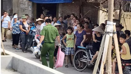 Dòng chữ lạ bên xác bé trai 33 ngày tuổi