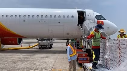 Vietjet chung tay đưa vải thiều Việt Nam xuất ngoại