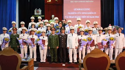 Khai giảng nghiên cứu sinh khóa 21 và trao bằng tiến sĩ năm 2016