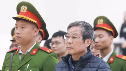 Cựu Bộ trưởng Nguyễn Bắc Son dùng nguồn nào để nộp lại 3 triệu USD nhận hối lộ?