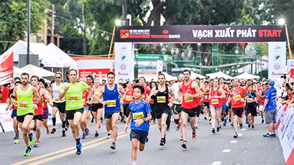 Giải marathon quốc tế TP HCM Techcombank khởi động mùa giải thứ 3