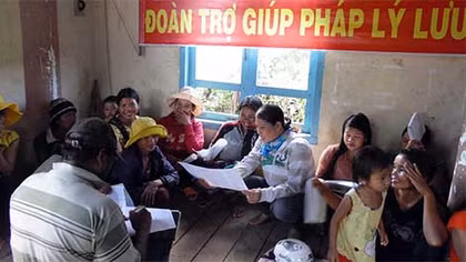 Trợ giúp pháp lý cho người nghèo, đồng bào dân tộc thiểu số
