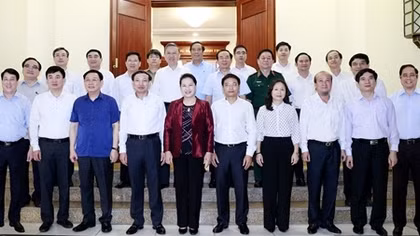 Bộ Chính trị làm việc về chuẩn bị đại hội các Đảng bộ trực thuộc Trung ương