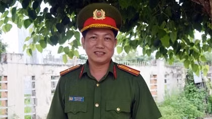Một trưởng Công an xã tận tụy