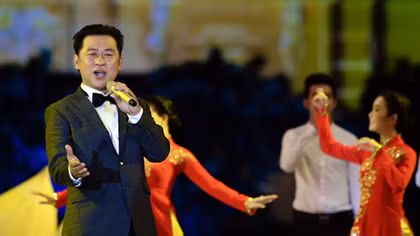 NSƯT Tạ Minh Tâm: Không thể hát thiếu suy nghĩ 