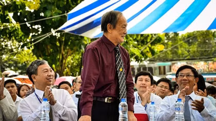 Thương binh thành Anh hùng Lao động