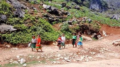 Vẻ đẹp hoang sơ trên đỉnh đèo Mã Pí Lèng
