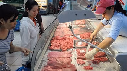 Người tiêu dùng có thể truy xuất nguồn gốc thịt heo sạch