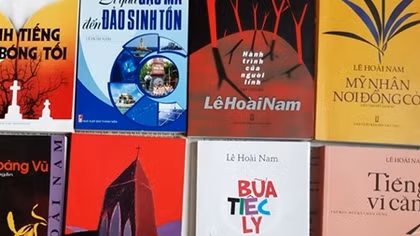Nhân ái là tôn giáo của văn chương
