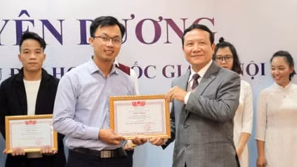 Giảng viên trẻ CAND giành được nhiều học bổng