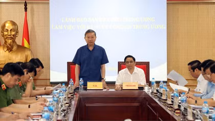 Ban Tổ chức Trung ương làm việc với Đảng ủy Công an Trung ương
