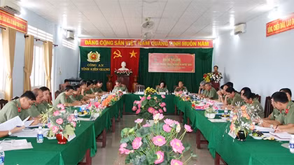 Cụm thi đua số 9 Bộ Công an sơ kết phong trào thi đua Vì ANTQ