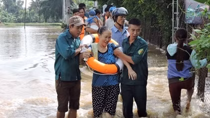 Để hạn chế thiệt hại do mưa lũ, cần quan tâm hơn đến công tác dự báo thời tiết
