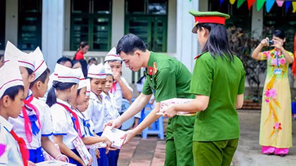 Học viện CSND tổng kết đợt "3 cùng" tại quê Bác