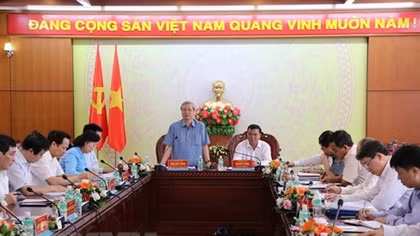 Thường trực Ban Bí thư Trần Quốc Vượng làm việc tại Đắk Lắk