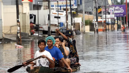 Jakarta trắc trở chống ngập
