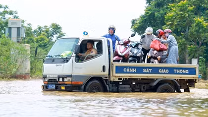 Cảnh sát bốn phương số 220