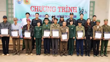 Tuổi trẻ Bộ Tư lệnh CSCĐ và nghĩa tình biên giới ở Cao Bằng