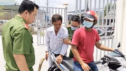 Không để người chờ máy, máy chờ người…