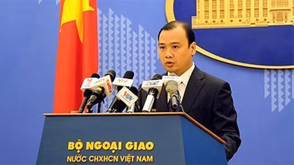 Việt Nam kịch liệt phản đối Trung Quốc mở ngân hàng phi pháp ở Hoàng Sa