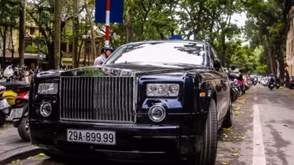 Minh bạch “cuộc đua” biển số đẹp