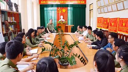 Giữ vững danh hiệu Quyết thắng nhờ sâu sát với buôn làng