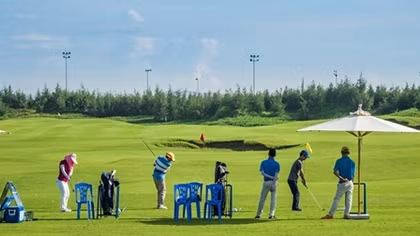Số lượng xe sang không giới hạn cho giải HIO tại SMiC Golf Challenge Tournament 2017