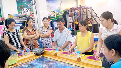 Tan cửa nát nhà vì mê chơi game bắn cá