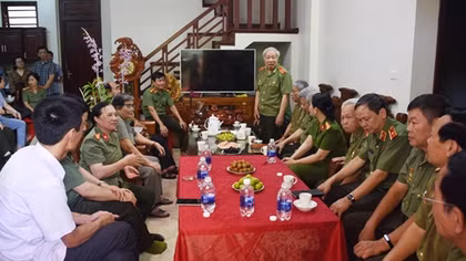 Ban Liên lạc Công an chi viện An ninh miền Nam tri ân tại Thanh Hoá