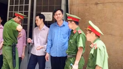 Viện Kiểm sát kháng nghị vì không thống nhất áp dụng hình phạt tiền thay cho án phạt tù