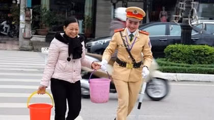 Người gặp lại hai mươi năm sau