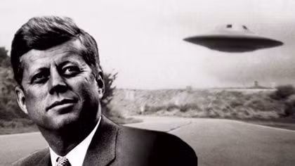 Kennedy bị giết vì đòi UFO?