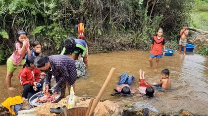 Hàng ngàn hộ dân vùng cao “khát” nước sạch