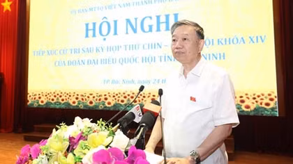 Bộ trưởng Tô Lâm tiếp xúc cử tri TP Bắc Ninh
