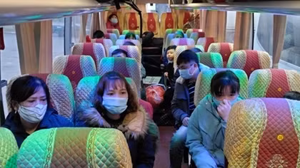 Ấm áp những "chuyến xe 0 đồng" dành cho người lao động Công ty 19-5
