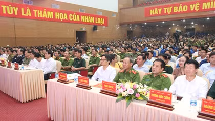 “Hãy suy nghĩ trước khi bắt đầu” để nói không với ma tuý